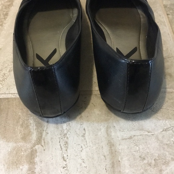 Black pointy flats size 7 - Picture 5 of 7